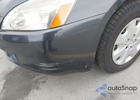 2004 Honda Accord 2.4 Lx from USA, damaged, VIN 1HGCM563X4A161196